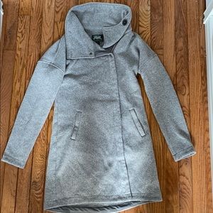 COPY - Roots snap up sweater